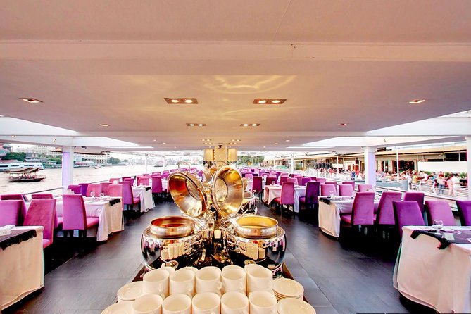 The Chaophraya Cruise : LUXURY 5 STAR Dinner Cruise Program - What happens from 6:30pm to 7:15pm
