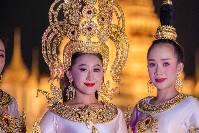 The Newest Luxury 5-Star Bangkok Chao Phraya Dinner Cruise - Thai dance, music, and the lively finish