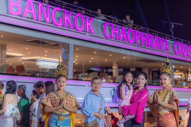 The Newest Luxury 5 Star Bangkok Chaophraya Dinner Cruise - Starting at Asiatique at 8 p.m.