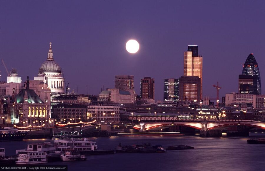 Tour of London and Christmas Day Lunch Cruise - Is $307 a fair price?