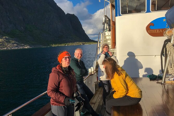 Tromsø Luxury Summer Fjord Cruise with Lunch - Why the small group matters