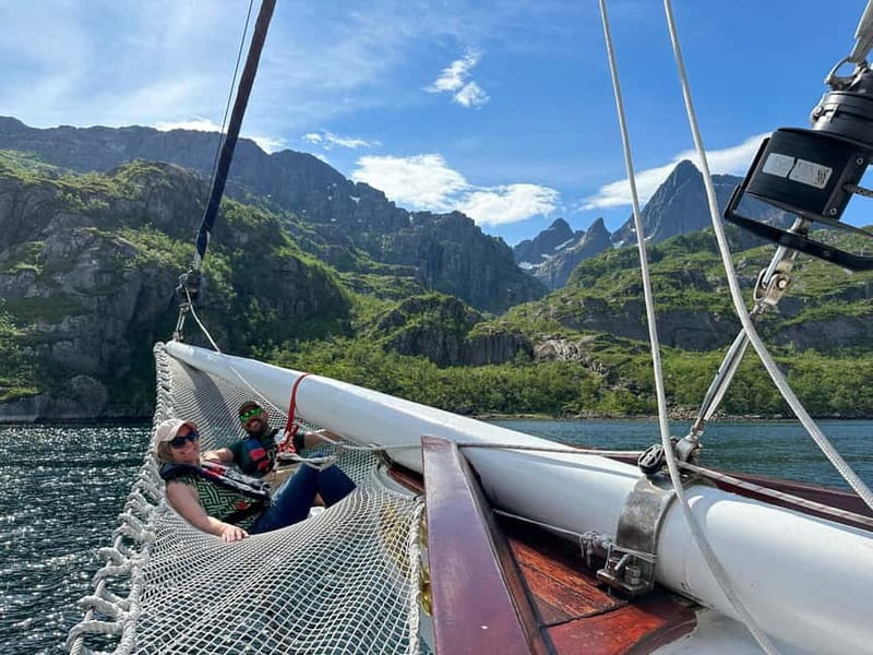 Tromsø: Luxury Summer Fjord Cruise with Lunch & Hot Tub - Leaving Tromsø for Balsfjord