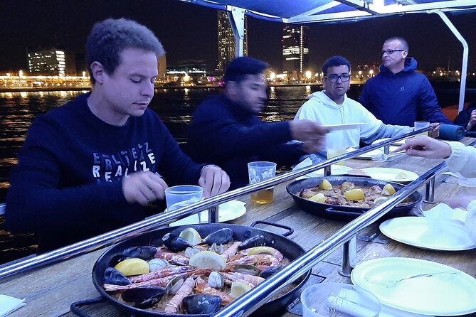 Valencia Evening Cruise with Dinner and Drinks - What arrives on the table
