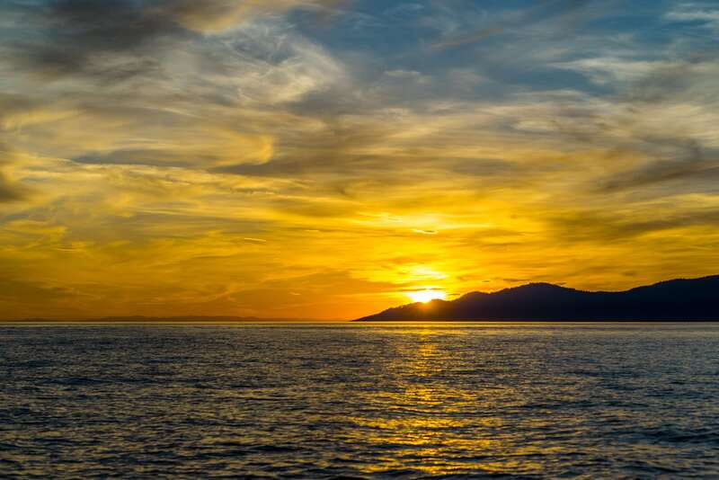 Vancouver: Bowen Island Boat Cruise with Dinner - Who will enjoy this evening most?