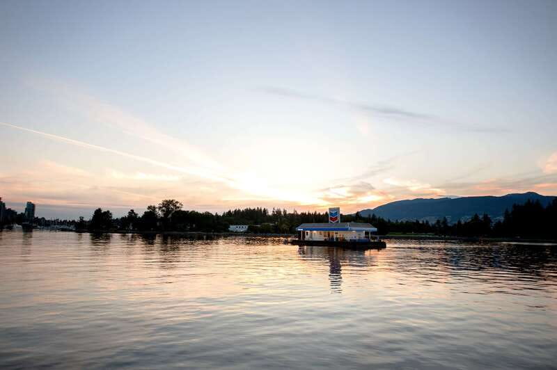 Vancouver: Evening Cruise with Dinner Buffet - Service and the feel of the boat