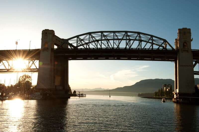 Vancouver: Evening Cruise with Dinner Buffet - Weather, crowd size, and the best time to go