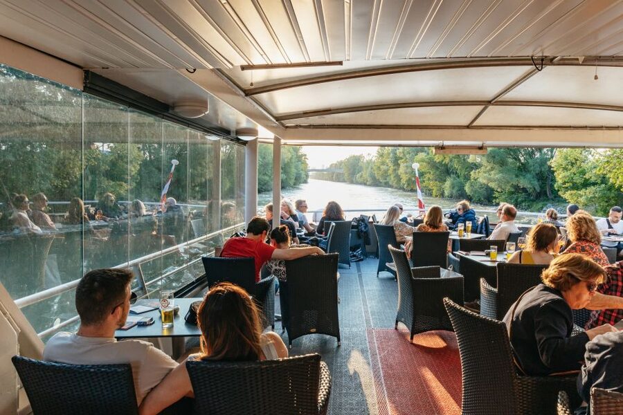 Vienna: 3-Course Evening Dinner Cruise - A Dinner Cruise With Vienna Lights, Not a Floating Old Town Tour