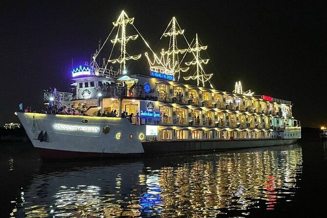Water Puppet Show/ Foot Massage - Dinner Cruise Saigon Night Private Tour - Who will enjoy this private night out