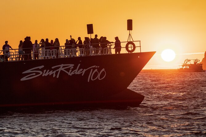 Whale Watching Dinner Cruise in Cabo San Lucas - Searching for humpback and gray whales