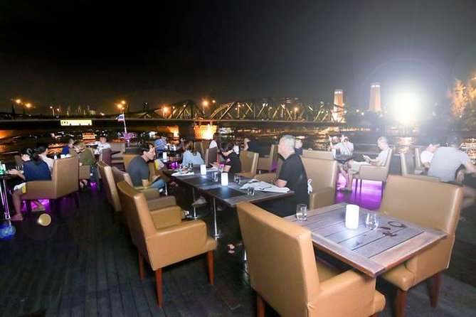 Wonderful Pearl Dinner Cruise - Seating, comfort, and the group size