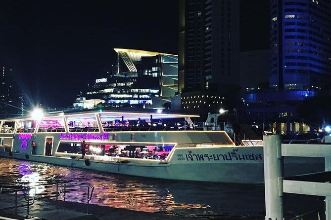 Wonderful Pearl Dinner Cruise in Bangkok - How the two-hour itinerary works